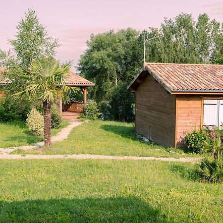Les Chalets Montréjeau Exterior foto